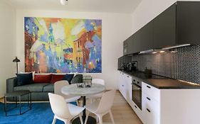 Avantgarde apartments